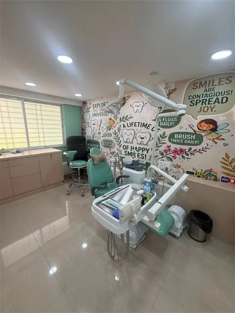Modern dental treatment room at Smile Makers