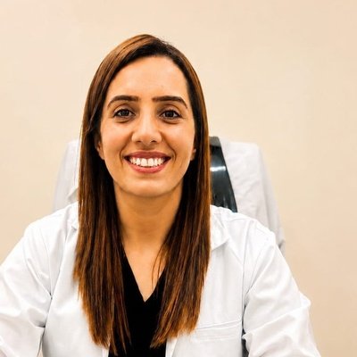 Dr. Sahiba Bhalla, Dentist